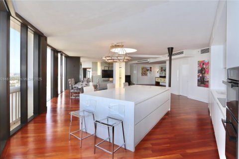 Copropriété à vendre à Aventura, Floride: 3 chambres, 190.91 m2 № 2195080 - photo 10