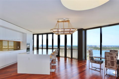Copropriété à vendre à Aventura, Floride: 3 chambres, 190.91 m2 № 2195080 - photo 9