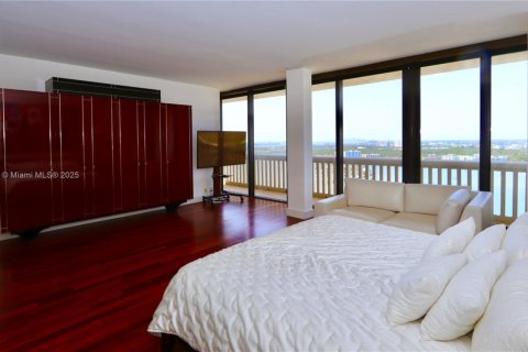 Copropriété à vendre à Aventura, Floride: 3 chambres, 190.91 m2 № 2195080 - photo 21