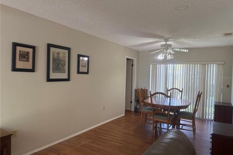Villa ou maison à vendre à Holiday, Floride: 2 chambres, 123.93 m2 № 2147583 - photo 6