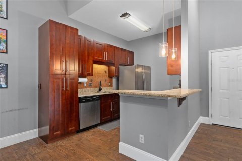 Condo in Altamonte Springs, Florida, 2 bedrooms  № 2091766 - photo 10