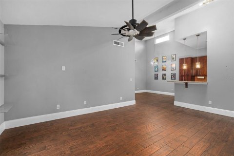 Condo in Altamonte Springs, Florida, 2 bedrooms  № 2091766 - photo 7