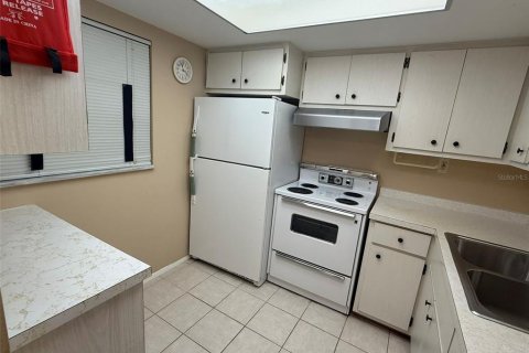Снять в аренду кондоминиум в Порт-Шарлотт, Флорида 1 комната, 77.39м2, № 2222181 - фото 6
