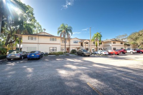 Copropriété à vendre à Miami, Floride: 1 chambre, 55.74 m2 № 1999273 - photo 18