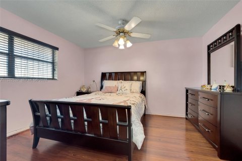 Copropriété à vendre à Miami, Floride: 1 chambre, 55.74 m2 № 1999273 - photo 10