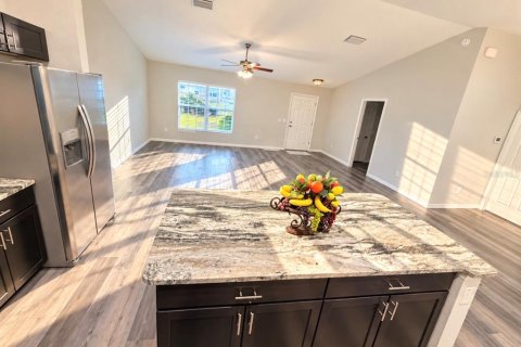 Villa ou maison à louer à Summerfield, Floride: 3 chambres, 148.92 m2 № 2403204 - photo 9
