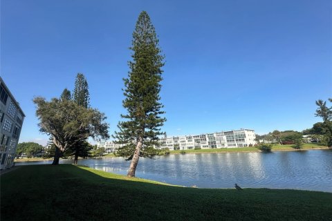 Condominio en Deerfield Beach, Florida, 1 dormitorio  № 2084626