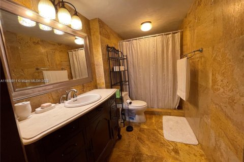 Condominio en venta en Hallandale Beach, Florida, 1 dormitorio, 92.9 m2 № 1954140 - foto 9