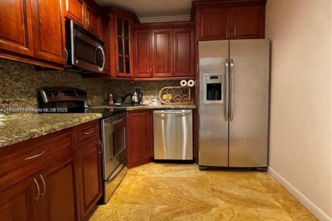 Condominio en venta en Hallandale Beach, Florida, 1 dormitorio, 92.9 m2 № 1954140 - foto 4