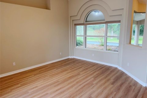 Casa en venta en Palm Coast, Florida, 3 dormitorios, 196.02 m2 № 2167616 - foto 4