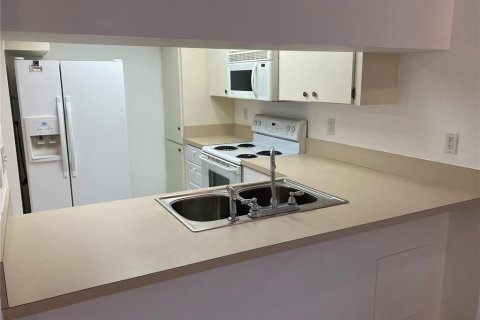Condominio en alquiler en Englewood, Florida, 2 dormitorios, 83.24 m2 № 1840471 - foto 6