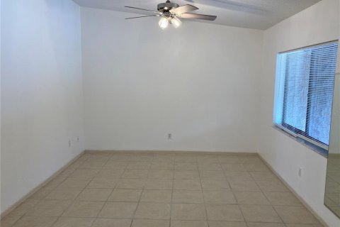 Condominio en alquiler en Englewood, Florida, 2 dormitorios, 83.24 m2 № 1840471 - foto 4