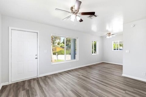 Villa ou maison à Riviera Beach, Floride 3 chambres, 84.73 m2 № 2270952