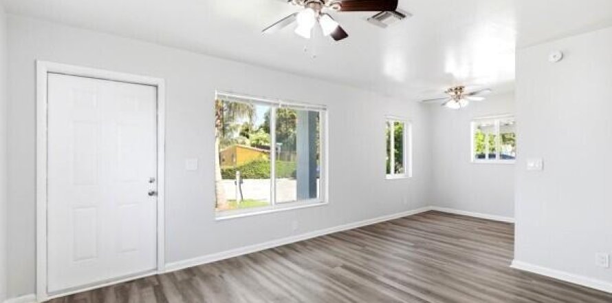 Villa ou maison à Riviera Beach, Floride 3 chambres, 84.73 m2 № 2270952