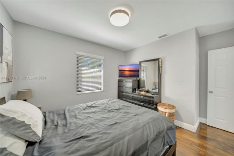 Villa ou maison à vendre à Miami, Floride: 3 chambres, 100.33 m2 № 2046138 - photo 22