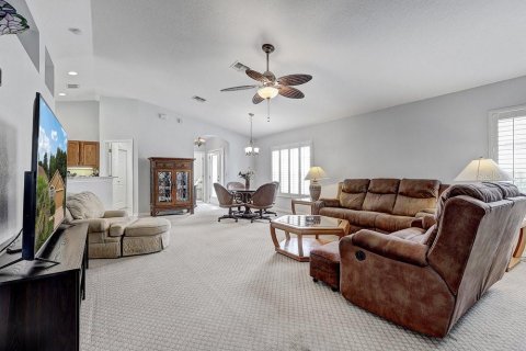 Casa en venta en Spring Hill, Florida, 2 dormitorios, 139.07 m2 № 1629652 - foto 13