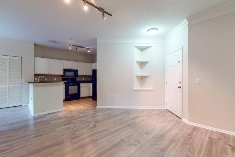 Copropriété à louer à Tampa, Floride: 3 chambres, 130.16 m2 № 2099752 - photo 3