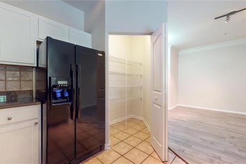 Copropriété à louer à Tampa, Floride: 3 chambres, 130.16 m2 № 2099752 - photo 8