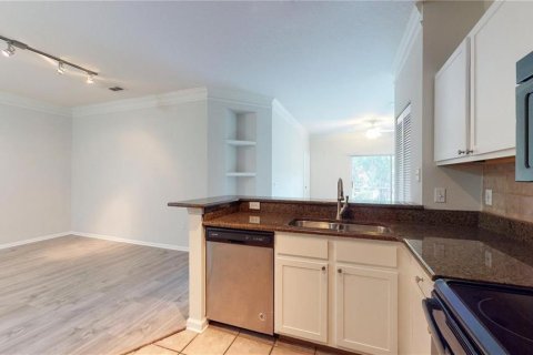 Copropriété à louer à Tampa, Floride: 3 chambres, 130.16 m2 № 2099752 - photo 6