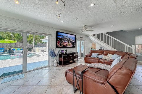 House in Pompano Beach, Florida 4 bedrooms, 284.37 sq.m. № 1667843 - photo 17