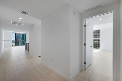 Copropriété à louer à Miami, Floride: 3 chambres, 137.59 m2 № 2070899 - photo 28