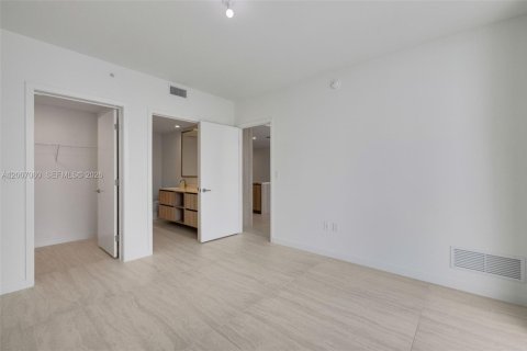 Copropriété à louer à Miami, Floride: 3 chambres, 137.59 m2 № 2070899 - photo 20