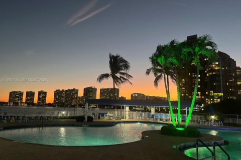 Купить кондоминиум в Авентура, Флорида 2 спальни, 109.72м2, № 2048897 - фото 22