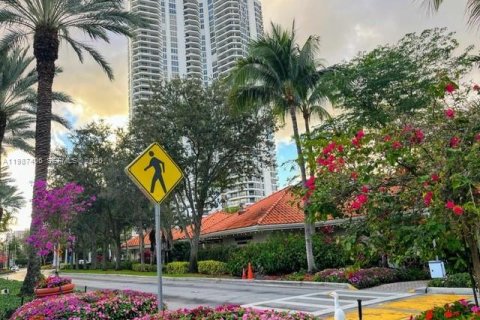 Купить кондоминиум в Авентура, Флорида 2 спальни, 109.72м2, № 2048897 - фото 5