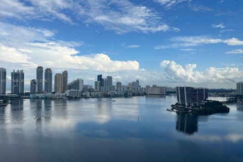 Купить кондоминиум в Авентура, Флорида 2 спальни, 109.72м2, № 2048897 - фото 21