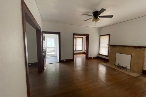 House in Gainesville, Florida 3 bedrooms, 141.95 sq.m. № 2209246 - photo 9