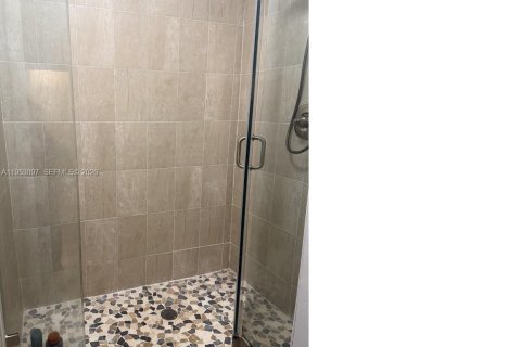 Apartamento en alquiler en Aventura, Florida, 2 dormitorios № 2054728 - foto 5