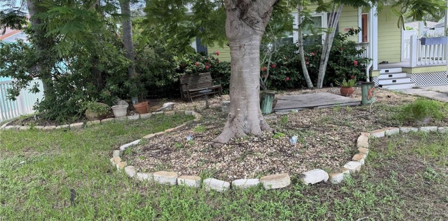 Villa ou maison à Gulfport, Floride 3 chambres, 121.7 m2 № 2322660