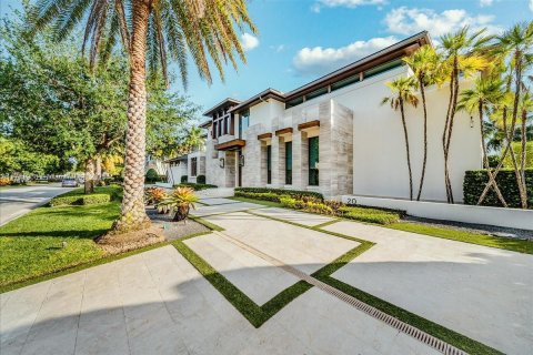 House in Fort Lauderdale, Florida 6 bedrooms, 846.53 sq.m. № 1727429 - photo 3
