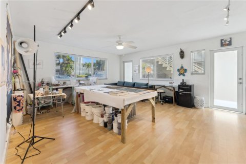 Condo in Miami Beach, Florida, 1 bedroom  № 1969794 - photo 6