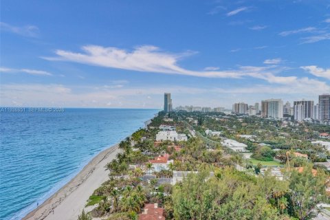Condominio en alquiler en Hallandale Beach, Florida, 2 dormitorios, 102.66 m2 № 2054420 - foto 26