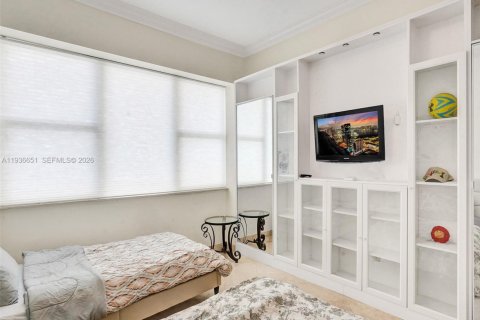 Condominio en alquiler en Hallandale Beach, Florida, 2 dormitorios, 102.66 m2 № 2054420 - foto 8