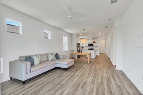 House in Parrish, Florida 2 bedrooms, 130.53 sq.m. № 1884312 - photo 5