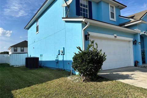 House in Orange Park, Florida 4 bedrooms, 239.78 sq.m. № 1690523 - photo 2