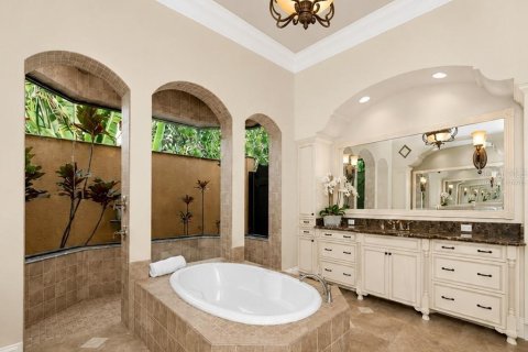Casa en venta en Bradenton, Florida, 4 dormitorios, 463.58 m2 № 2117584 - foto 16