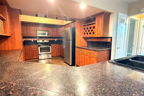 Propiedad comercial en alquiler en New Port Richey, Florida, 447.79 m2 № 1906188 - foto 21