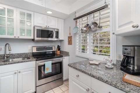 Condo in Longboat Key, Florida, 2 bedrooms  № 1835239 - photo 28