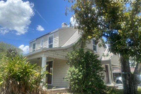 House in Lakeland, Florida 2 bedrooms, 125.42 sq.m. № 1850980 - photo 3