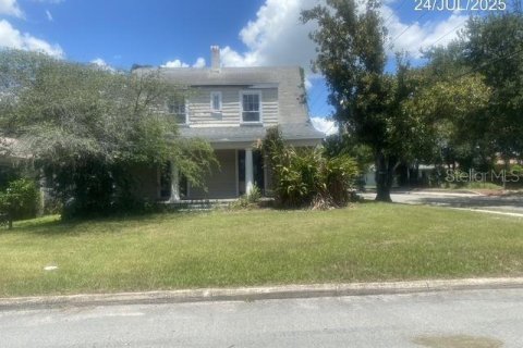 House in Lakeland, Florida 2 bedrooms, 125.42 sq.m. № 1850980 - photo 1