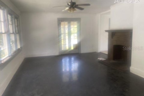 House in Lakeland, Florida 2 bedrooms, 125.42 sq.m. № 1850980 - photo 6