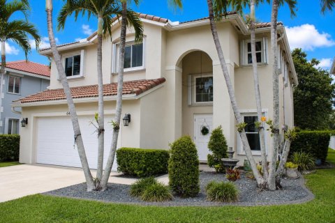 House in Lake Worth, Florida 3 bedrooms, 197.51 sq.m. № 2249888