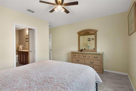 House in Davenport, Florida 4 bedrooms, 183.2 sq.m. № 2093481 - photo 13
