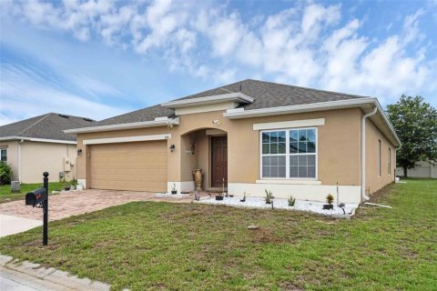 House in Davenport, Florida 4 bedrooms, 183.2 sq.m. № 2093481 - photo 3