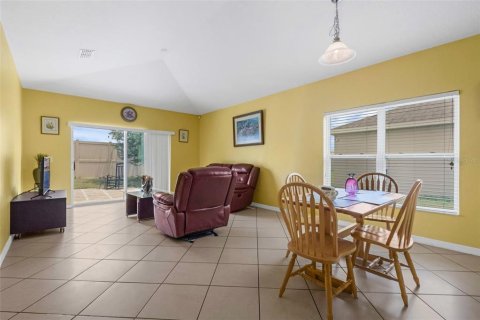 House in Davenport, Florida 4 bedrooms, 183.2 sq.m. № 2093481 - photo 7