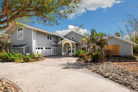 Casa en venta en Sarasota, Florida, 4 dormitorios, 416.39 m2 № 1723760 - foto 2