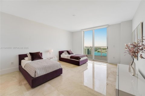 Condominio en venta en Aventura, Florida, 4 dormitorios, 328.22 m2 № 2000549 - foto 30